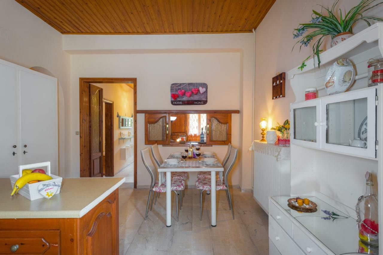 Family Holiday Apartment With Garden & Bbq Velonádes Exterior foto